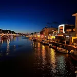 Aquamarin - Charmantes Mit Balkon * Rostock